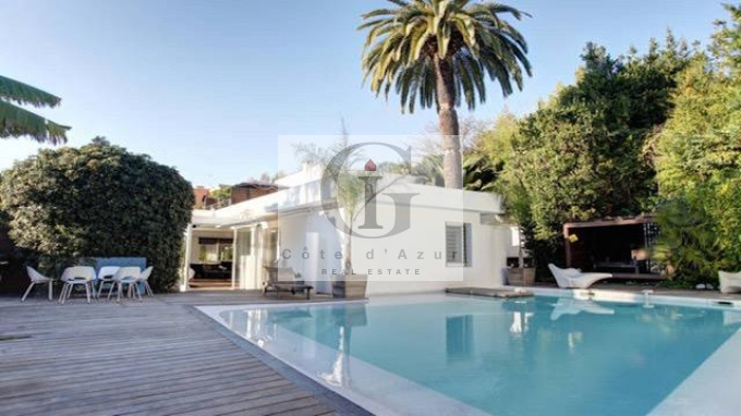 Location de vacances Villa Cannes (06400)